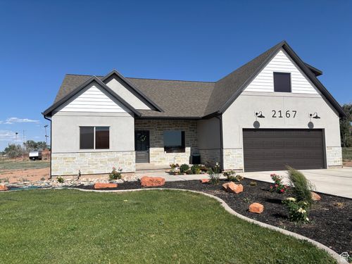 2167 S 560 W, Roosevelt, UT, 84066-1480 | Card Image