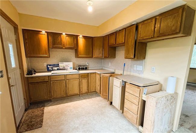 N8281 State Highway 27, House other with 3 bedrooms, 2 bathrooms and null parking in Ladysmith WI | Image 5