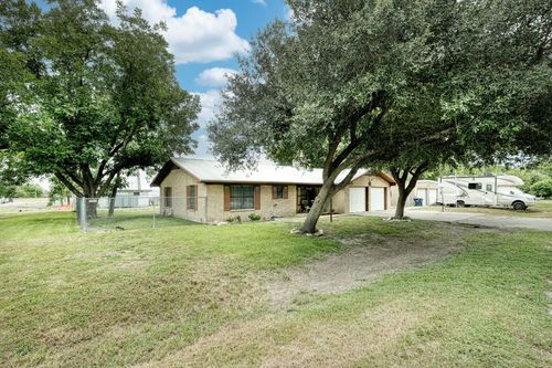 340 S Emma, Bartlett, TX, 76511-4337 | Card Image
