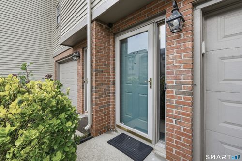 86-86 Metacomet Drive, Meriden, CT, 06450 | Card Image