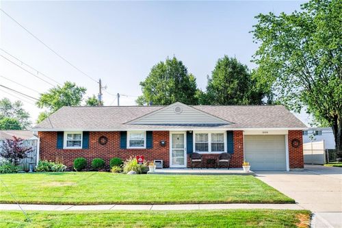808 Stewville Dr, Vandalia, OH, 45377-1347 | Card Image