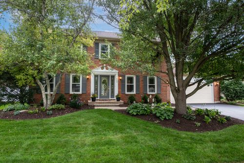 760 S River Rd, Naperville, IL, 60540-6333 | Card Image