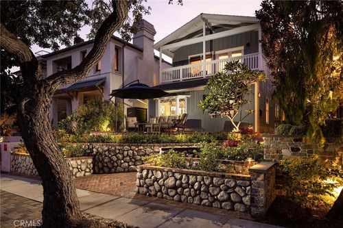 305 Poinsettia Ave, Corona del Mar, CA, 92625-3019 | Card Image