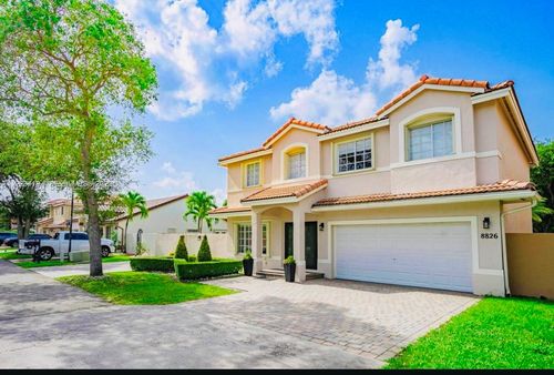 8826 Nw 189th Ter, Hialeah, FL, 33018-6239 | Card Image