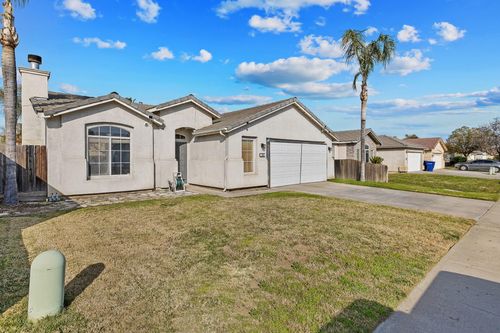 990 Northstar Drive, Hanford, CA, 93230 | Card Image