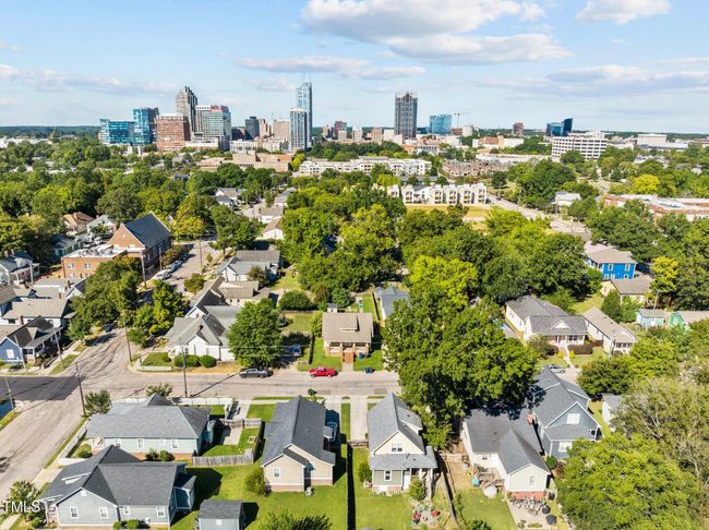 215 Haywood - 31 Aerial | Image 31
