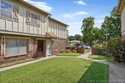 6148-a-6148 S Madison Pl, Tulsa, OK, 74136-1332 | Card Image
