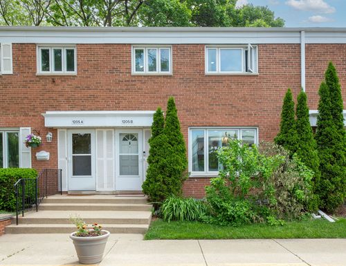 b-1205 Peterson Ave, Park Ridge, IL, 60068-5035 | Card Image