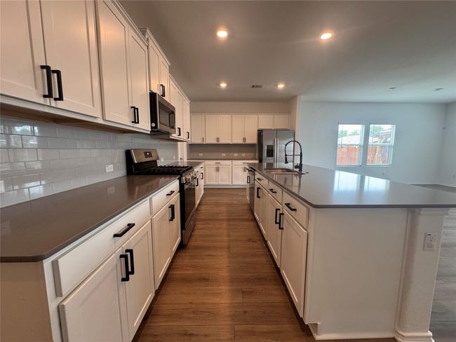 kitchen 2 | Image 8