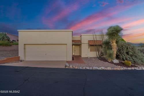 939 S Las Lomas Circle, Green Valley, AZ, 85614 | Card Image