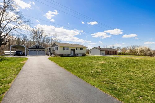 1751 New Hope And Crimora Rd, CRIMORA, VA, 24431-2201 | Card Image