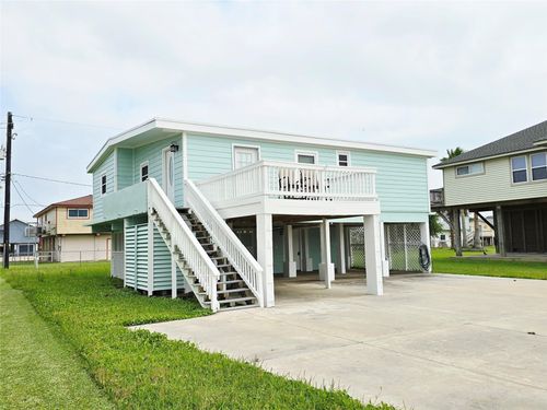 16611 Jolly Roger Rd, Jamaica Beach, TX, 77554 | Card Image