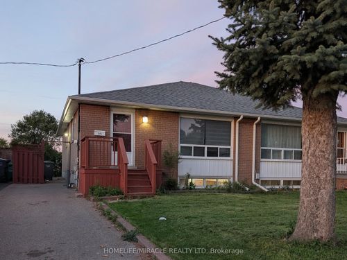 66 Fairglen Ave, Brampton, ON, L6X1K8 | Card Image