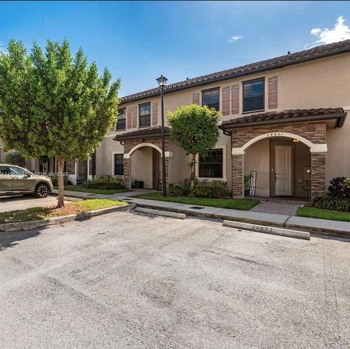 24851 Sw 114th Ct, Homestead, FL, 33032-4725 | Card Image