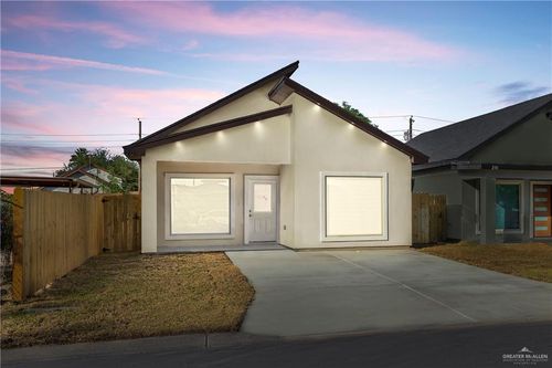 232 W Longoria Dr, Pharr, TX, 78577-9040 | Card Image