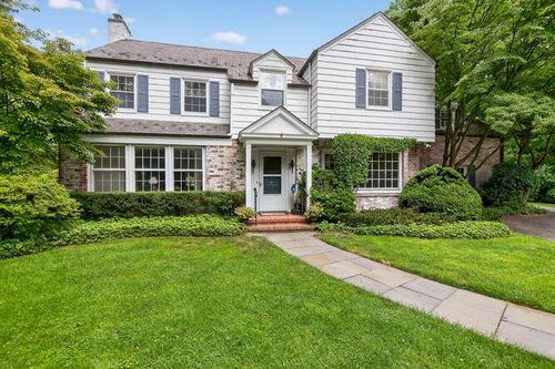 273 Bayville Rd, Locust Valley, NY, 11560-1401 | Card Image