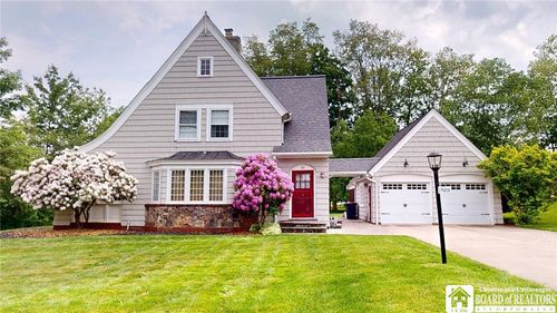 11 Webster St, Lakewood, NY, 14750-1060 | Card Image