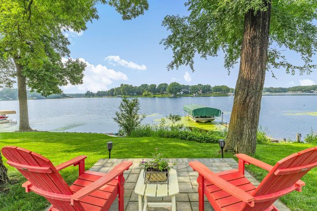 Paver terrace perfect for sunset watching | Image 31