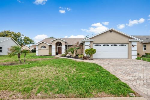 8353 Pavilion Dr, HUDSON, FL, 34667-6560 | Card Image