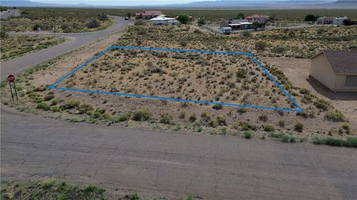 6940 E Trails End Ln, Kingman, AZ, 86401-9157 | Card Image