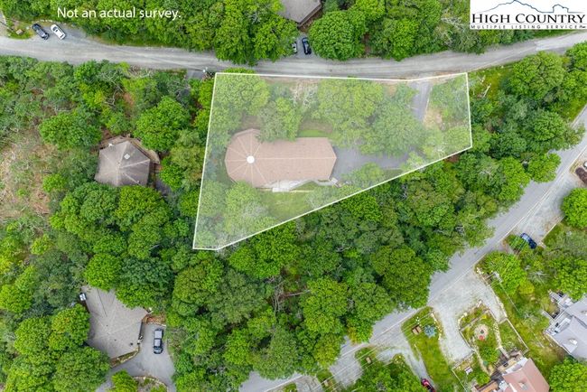 103 Raven Rd, House other with 3 bedrooms, 2 bathrooms and null parking in Beech Mountain NC | Image 6