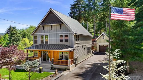 306 W Montana Ave, Roslyn, WA, 98941-5837 | Card Image