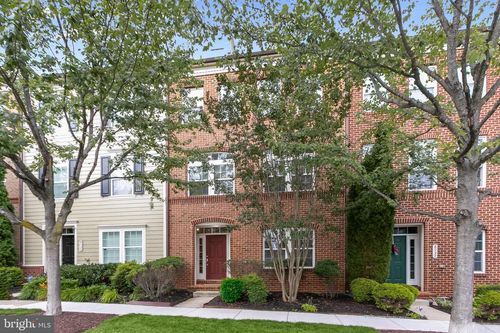 8935 Tawes St, FULTON, MD, 20759-2582 | Card Image