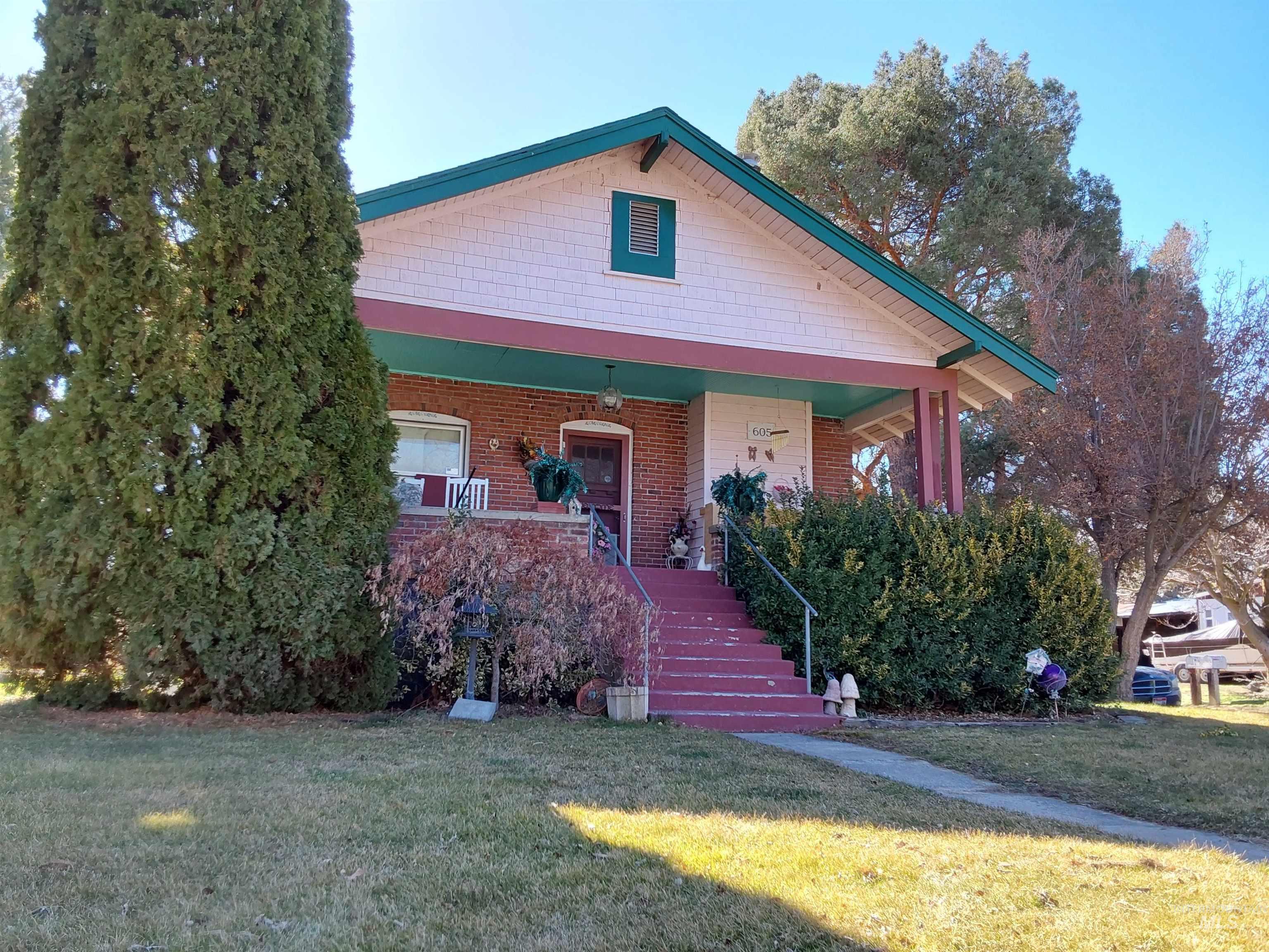 Arthur Ave, Glenns Ferry, ID 83623