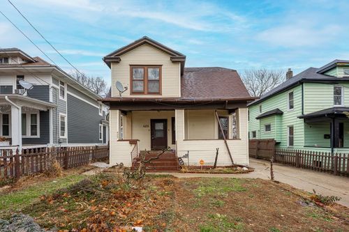 425 N Hinkley Ave, Rockford, IL, 61101-6427 | Card Image