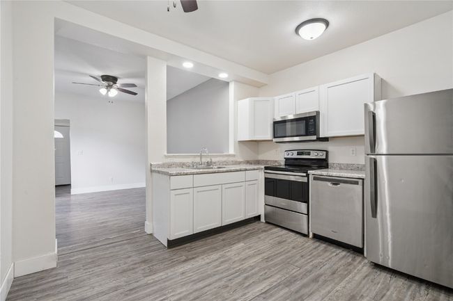 702 9 Th St Sw, Home with 0 bedrooms, 0 bathrooms and 3 parking in Cedar Rapids IA | Image 13