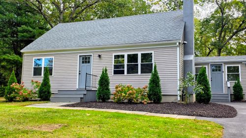 247 Mountain Spring Rd, Tolland, CT, 06084-3317 | Card Image