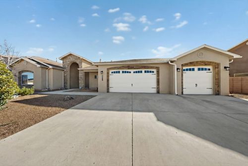 2511 Sunset View St Sw, Los Lunas, NM, 87031-8922 | Card Image