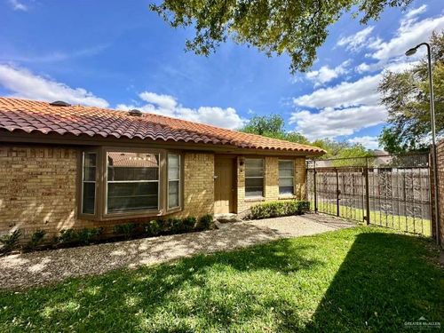 apt-17-900 E Dallas Ave, McAllen, TX, 78501-7813 | Card Image