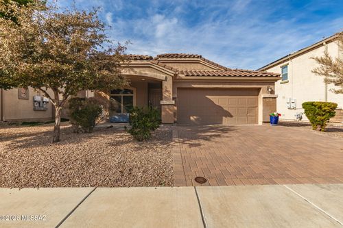 8784 W Saguaro Moon Rd, Marana, AZ, 85653-8857 | Card Image
