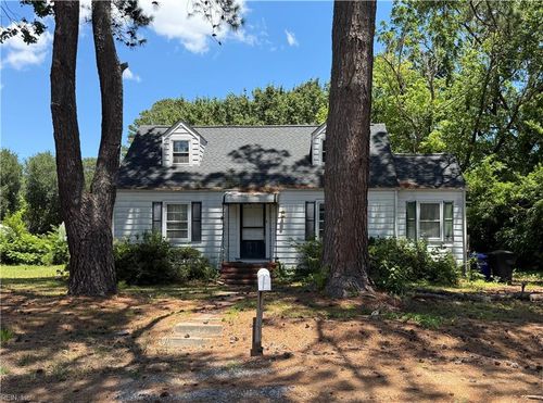 8 Van Patton Place, Portsmouth, VA, 23701 | Card Image