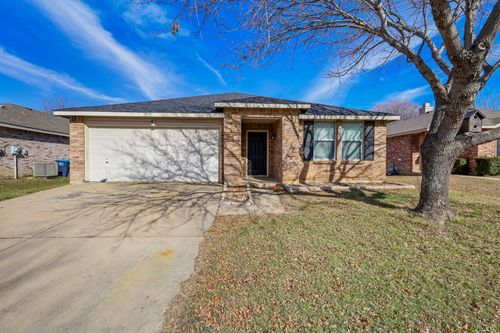 1937 Riverchase Ln, Justin, TX, 76247-6753 | Card Image