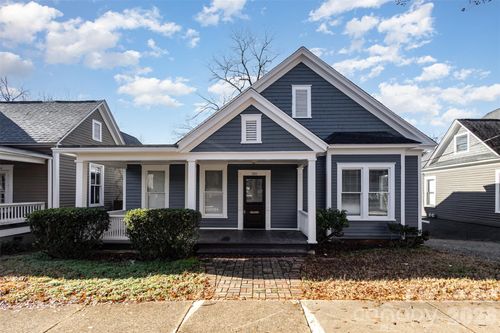 320 E Worthington Ave, Charlotte, NC, 28203-4712 | Card Image