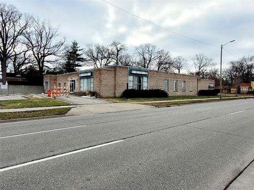 2411 W 8 Mile Rd, Detroit, MI, 48203-1051 | Card Image