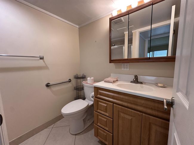 433 Saxony J, Condo with 2 bedrooms, 2 bathrooms and null parking in Delray Beach FL | Image 40
