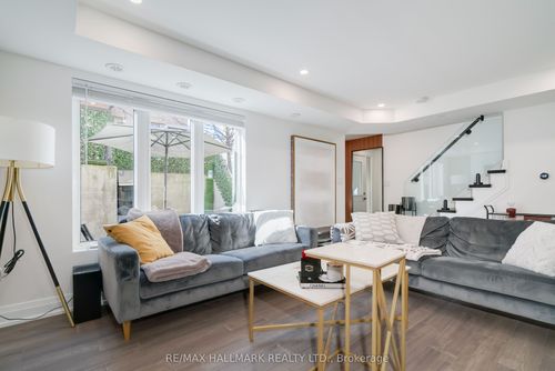 129-11 Foundry Ave, Toronto, ON, M6H0B7 | Card Image