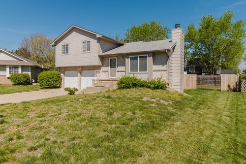 8110 W Westlawn, Wichita, KS, 67212 | Card Image