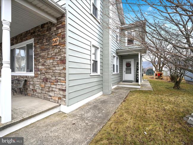 547 E Main St, House other with 4 bedrooms, 3 bathrooms and null parking in HEGINS PA | Image 5