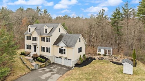 22 Dexter Dr, Rowley, MA, 01969-1319 | Card Image