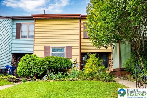 1708 Redwood Ct, Allentown, PA, 18104-1714 | Card Image