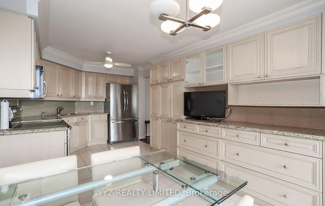 808 - 1 Clark Ave W, Condo with 2 bedrooms, 2 bathrooms and 2 parking in Vaughan ON | Image 19