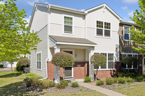 9512 Scott Ln N, Brooklyn Park, MN, 55443-5100 | Card Image