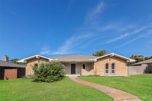 3013 Roundrock Trl, Plano, TX, 75075-2031 | Card Image