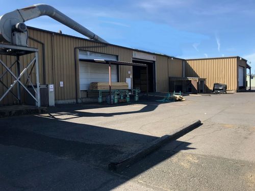 c-2350 Avenue F, White City, OR, 97503-3200 | Card Image