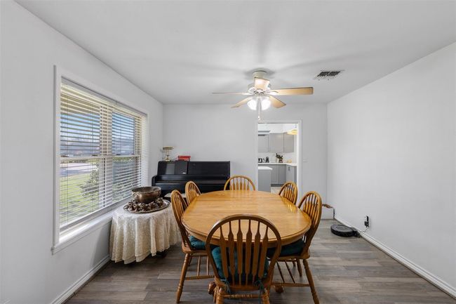 727 Partridge Ln, House other with 3 bedrooms, 3 bathrooms and 2 parking in Eagle Lake TX | Image 11