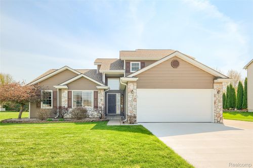 1447 Crystal Pond Dr, Davison, MI, 48423-7809 | Card Image